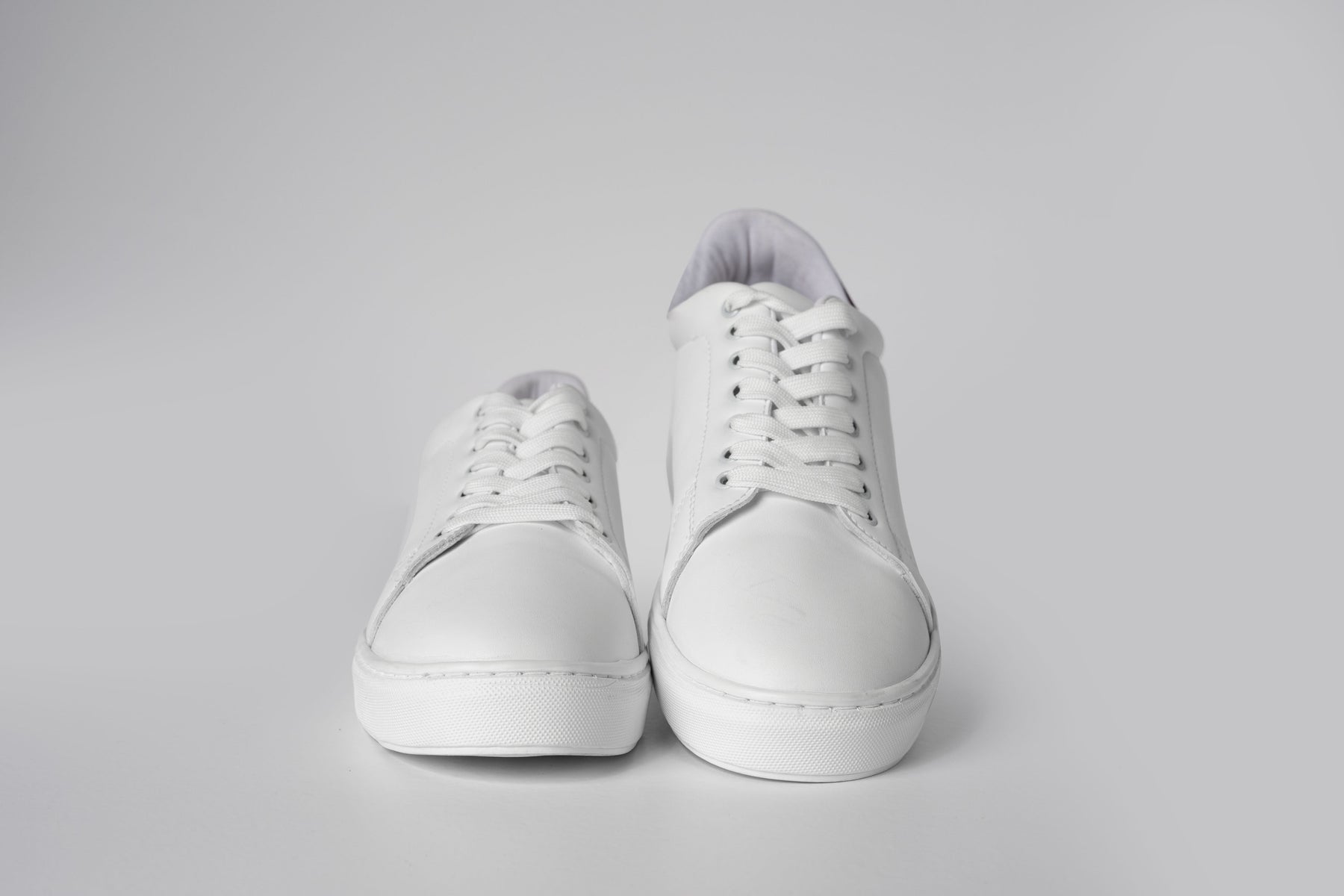 Casual Sneakers - White/Grey