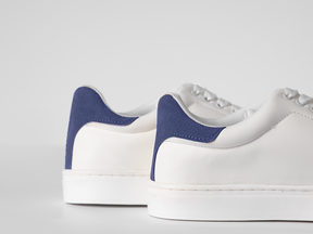 Casual Sneakers - White/Navy